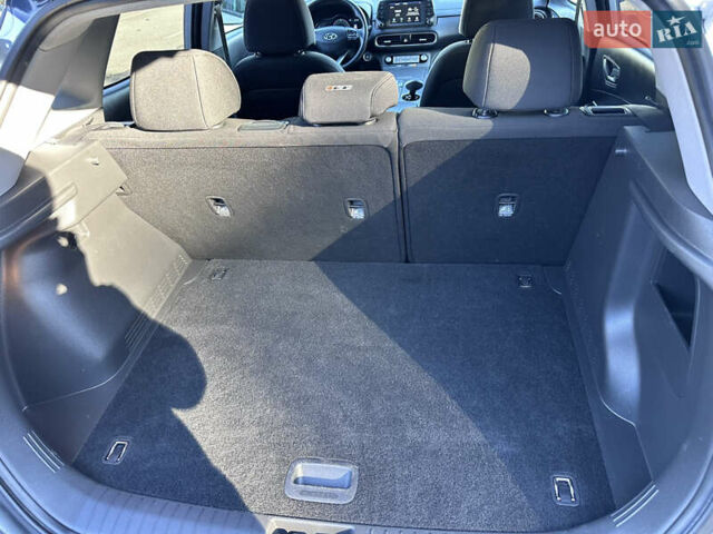 Білий Хендай Kona, об'ємом двигуна 0 л та пробігом 115 тис. км за 16800 $, фото 20 на Automoto.ua