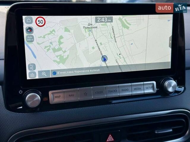 Білий Хендай Kona, об'ємом двигуна 0 л та пробігом 34 тис. км за 16999 $, фото 35 на Automoto.ua