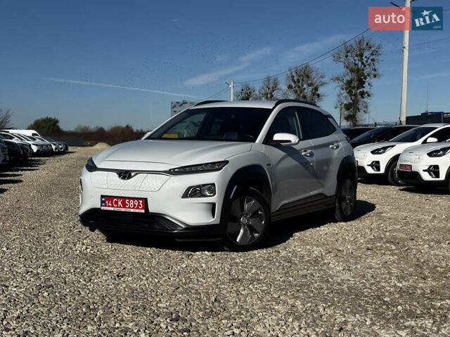 Білий Хендай Kona, об'ємом двигуна 0 л та пробігом 53 тис. км за 15900 $, фото 6 на Automoto.ua