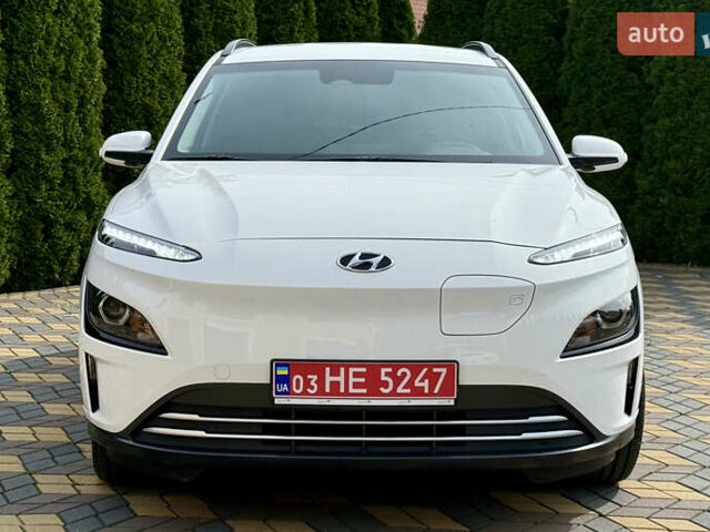 Белый Хендай Kona, объемом двигателя 0 л и пробегом 39 тыс. км за 16900 $, фото 4 на Automoto.ua