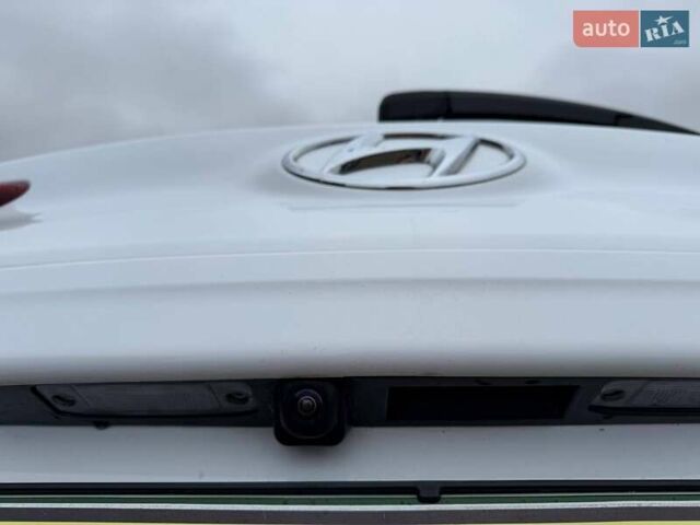 Білий Хендай Kona, об'ємом двигуна 0 л та пробігом 20 тис. км за 18699 $, фото 34 на Automoto.ua