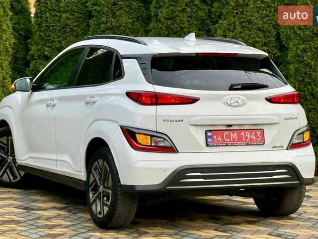 Белый Хендай Kona, объемом двигателя 0 л и пробегом 39 тыс. км за 17400 $, фото 9 на Automoto.ua