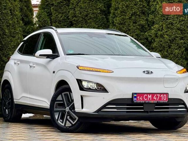Белый Хендай Kona, объемом двигателя 0 л и пробегом 33 тыс. км за 17700 $, фото 1 на Automoto.ua