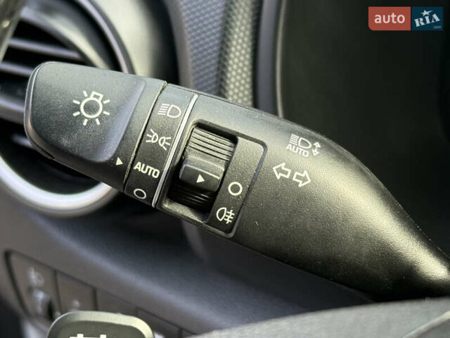 Білий Хендай Kona, об'ємом двигуна 0 л та пробігом 55 тис. км за 19950 $, фото 58 на Automoto.ua