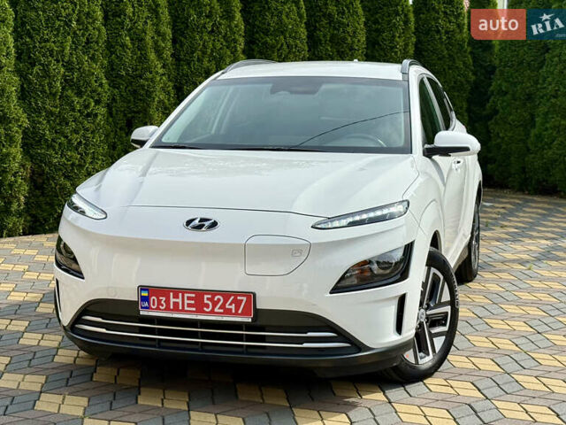 Белый Хендай Kona, объемом двигателя 0 л и пробегом 39 тыс. км за 16900 $, фото 5 на Automoto.ua