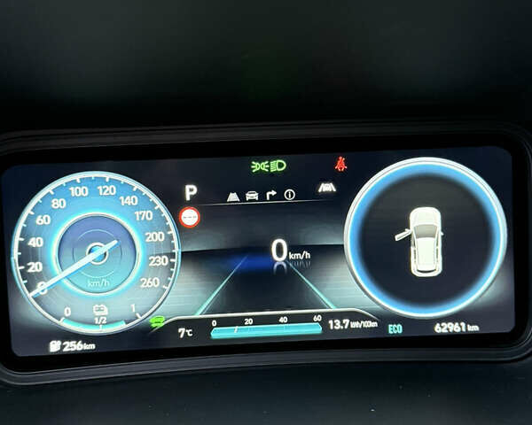 Білий Хендай Kona, об'ємом двигуна 0 л та пробігом 63 тис. км за 16499 $, фото 18 на Automoto.ua