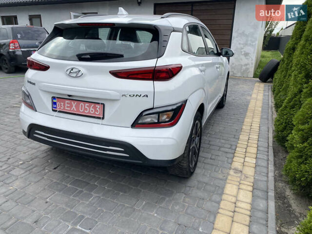 Білий Хендай Kona, об'ємом двигуна 0 л та пробігом 35 тис. км за 15500 $, фото 9 на Automoto.ua