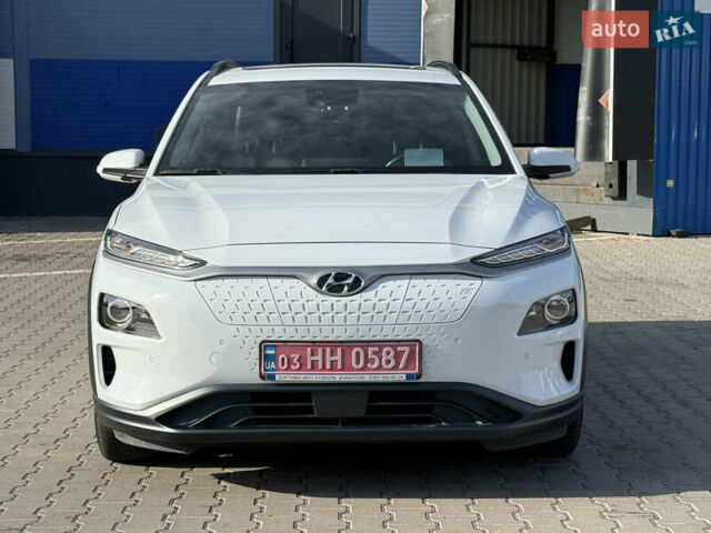Білий Хендай Kona, об'ємом двигуна 0 л та пробігом 55 тис. км за 19950 $, фото 1 на Automoto.ua