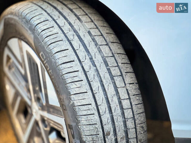 Белый Хендай Kona, объемом двигателя 0 л и пробегом 148 тыс. км за 18500 $, фото 53 на Automoto.ua