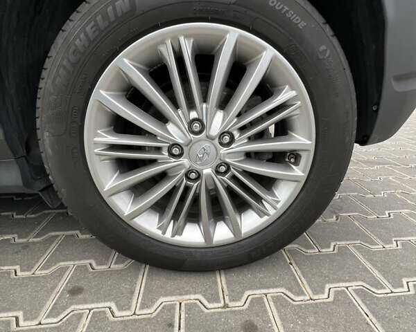 Білий Хендай Kona, об'ємом двигуна 1.58 л та пробігом 49 тис. км за 18700 $, фото 19 на Automoto.ua