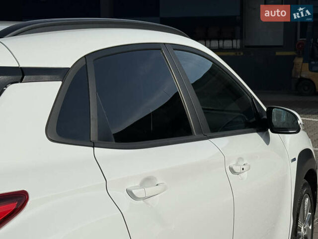 Білий Хендай Kona, об'ємом двигуна 0 л та пробігом 55 тис. км за 19950 $, фото 33 на Automoto.ua