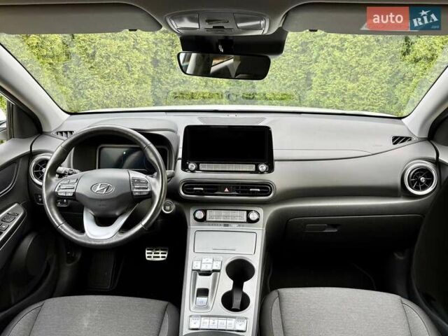 Белый Хендай Kona, объемом двигателя 0 л и пробегом 39 тыс. км за 17400 $, фото 28 на Automoto.ua