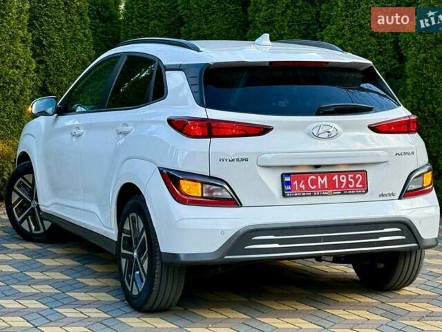 Білий Хендай Kona, об'ємом двигуна 0 л та пробігом 34 тис. км за 16999 $, фото 5 на Automoto.ua