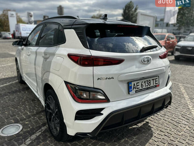 Білий Хендай Kona, об'ємом двигуна 1.6 л та пробігом 104 тис. км за 17700 $, фото 8 на Automoto.ua