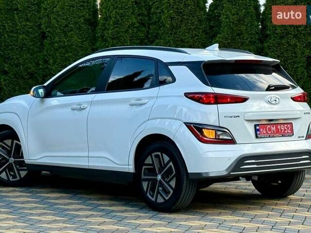 Білий Хендай Kona, об'ємом двигуна 0 л та пробігом 34 тис. км за 16999 $, фото 6 на Automoto.ua