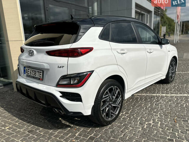 Білий Хендай Kona, об'ємом двигуна 1.6 л та пробігом 104 тис. км за 17700 $, фото 7 на Automoto.ua
