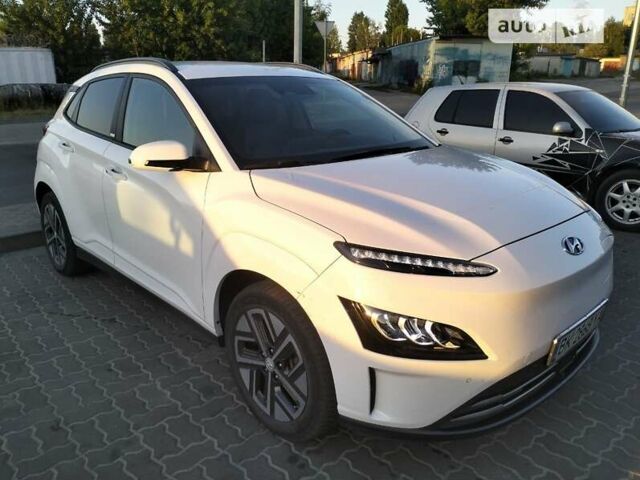 Білий Хендай Kona, об'ємом двигуна 0 л та пробігом 39 тис. км за 20900 $, фото 2 на Automoto.ua