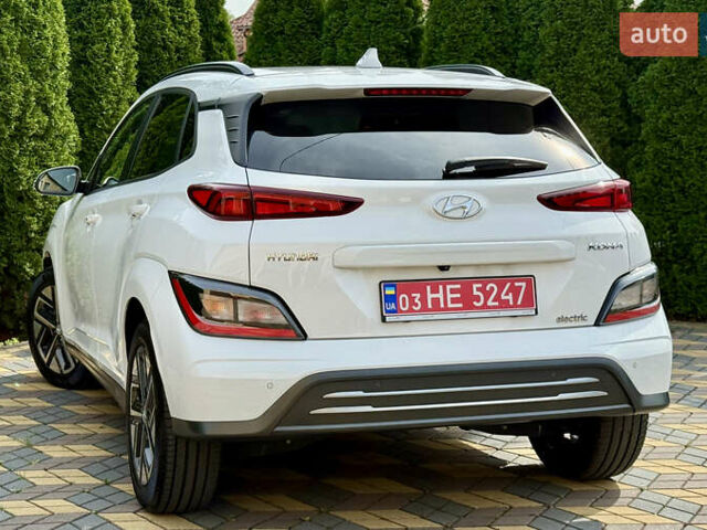 Белый Хендай Kona, объемом двигателя 0 л и пробегом 39 тыс. км за 16900 $, фото 10 на Automoto.ua