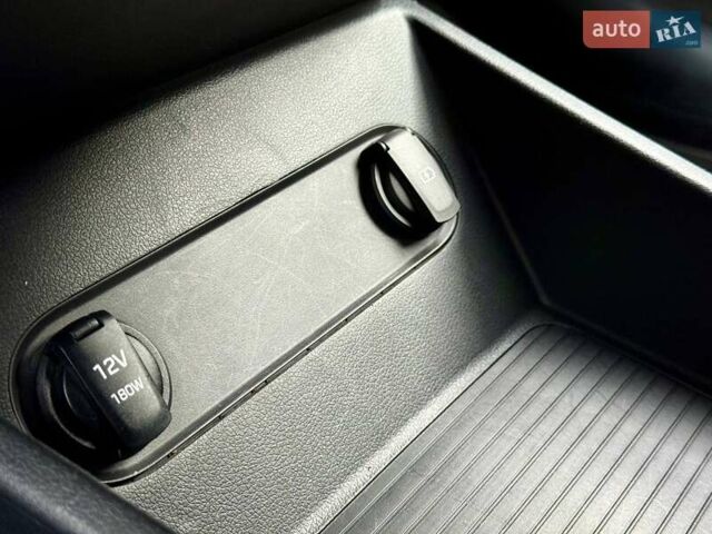 Белый Хендай Kona, объемом двигателя 0 л и пробегом 39 тыс. км за 17400 $, фото 35 на Automoto.ua