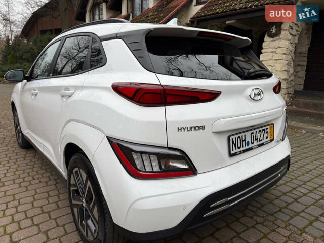 Белый Хендай Kona, объемом двигателя 0 л и пробегом 65 тыс. км за 17400 $, фото 14 на Automoto.ua