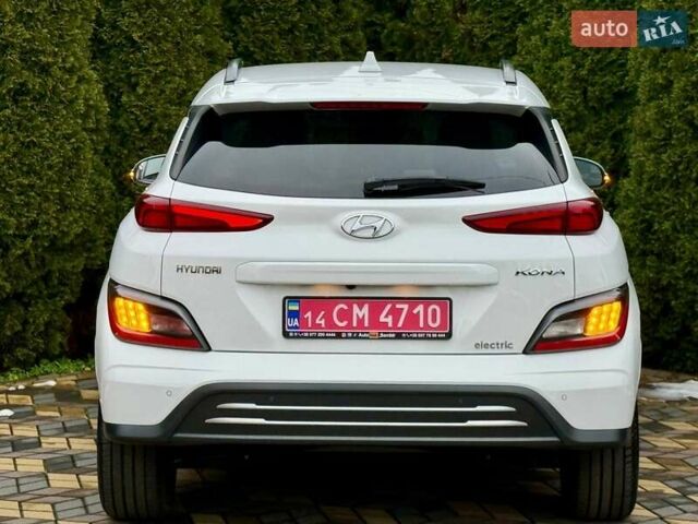 Белый Хендай Kona, объемом двигателя 0 л и пробегом 33 тыс. км за 17700 $, фото 10 на Automoto.ua