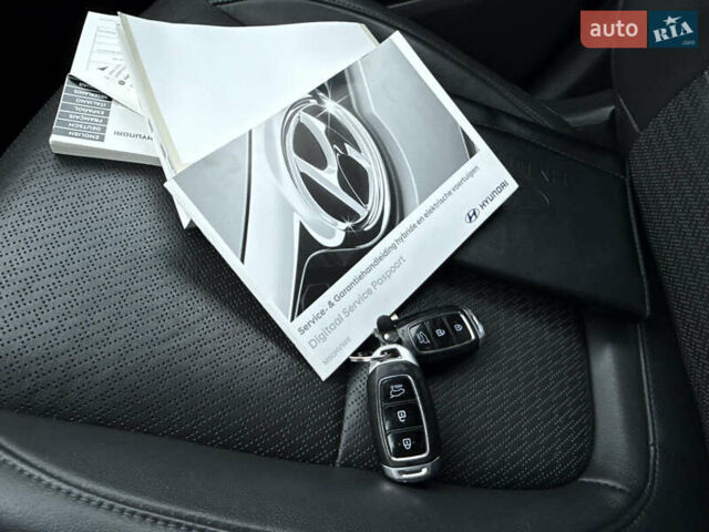 Белый Хендай Kona, объемом двигателя 0 л и пробегом 86 тыс. км за 18600 $, фото 30 на Automoto.ua