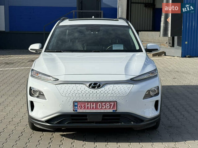 Білий Хендай Kona, об'ємом двигуна 0 л та пробігом 55 тис. км за 19950 $, фото 2 на Automoto.ua