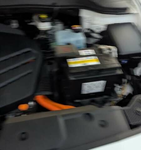 Білий Хендай Kona, об'ємом двигуна 0 л та пробігом 79 тис. км за 16950 $, фото 27 на Automoto.ua