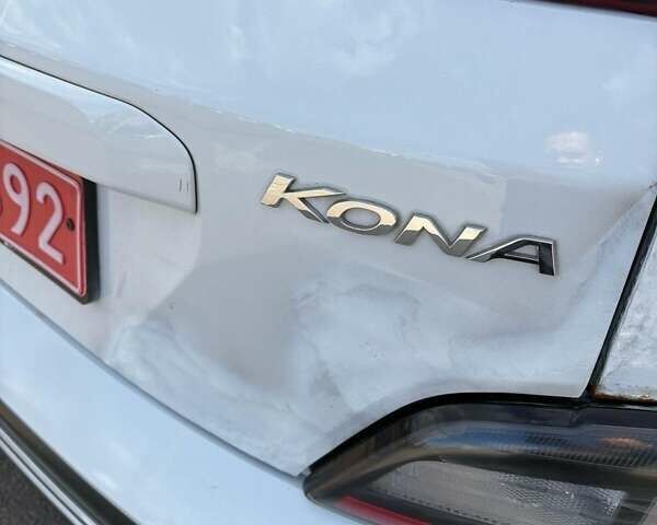 Білий Хендай Kona, об'ємом двигуна 0 л та пробігом 43 тис. км за 16700 $, фото 11 на Automoto.ua