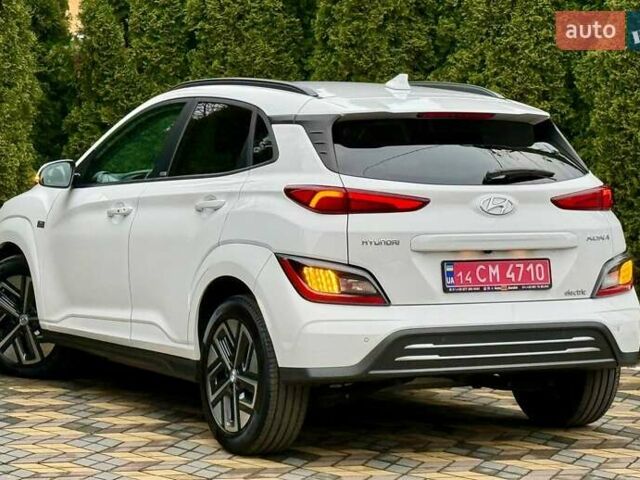 Белый Хендай Kona, объемом двигателя 0 л и пробегом 33 тыс. км за 17700 $, фото 12 на Automoto.ua