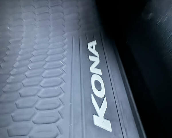 Білий Хендай Kona, об'ємом двигуна 0 л та пробігом 92 тис. км за 17200 $, фото 93 на Automoto.ua