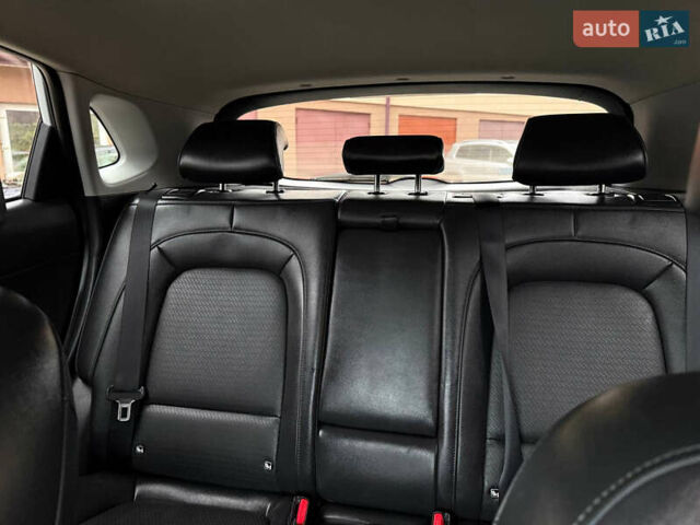 Білий Хендай Kona, об'ємом двигуна 0 л та пробігом 174 тис. км за 17800 $, фото 45 на Automoto.ua