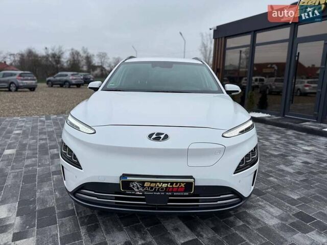 Білий Хендай Kona, об'ємом двигуна 0 л та пробігом 20 тис. км за 18699 $, фото 2 на Automoto.ua