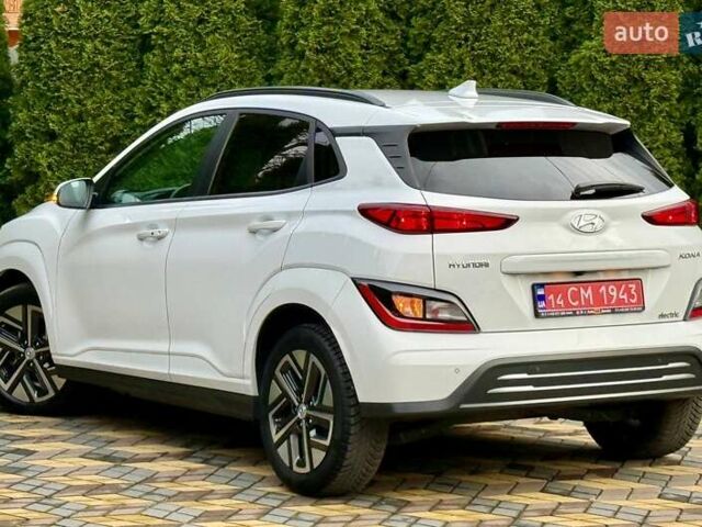 Белый Хендай Kona, объемом двигателя 0 л и пробегом 39 тыс. км за 17400 $, фото 11 на Automoto.ua