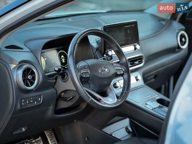 Белый Хендай Kona, объемом двигателя 0 л и пробегом 148 тыс. км за 18500 $, фото 29 на Automoto.ua