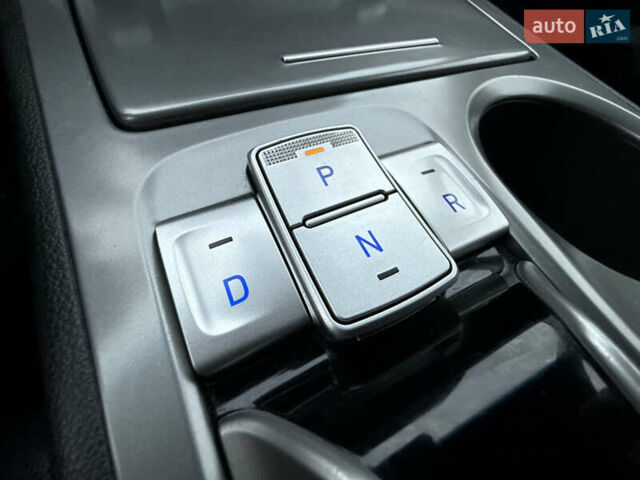 Белый Хендай Kona, объемом двигателя 0 л и пробегом 86 тыс. км за 18600 $, фото 29 на Automoto.ua