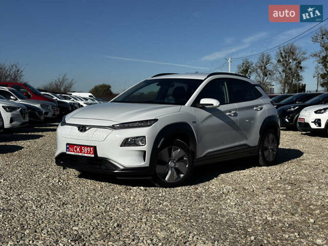 Білий Хендай Kona, об'ємом двигуна 0 л та пробігом 53 тис. км за 15900 $, фото 5 на Automoto.ua