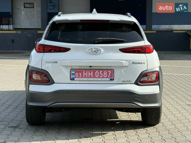 Білий Хендай Kona, об'ємом двигуна 0 л та пробігом 55 тис. км за 19950 $, фото 9 на Automoto.ua