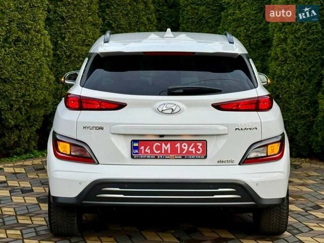 Белый Хендай Kona, объемом двигателя 0 л и пробегом 39 тыс. км за 17400 $, фото 8 на Automoto.ua