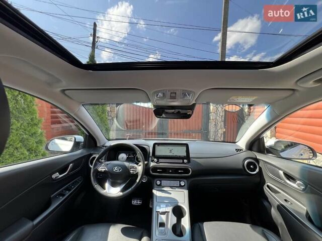 Белый Хендай Kona, объемом двигателя 0 л и пробегом 60 тыс. км за 22800 $, фото 9 на Automoto.ua