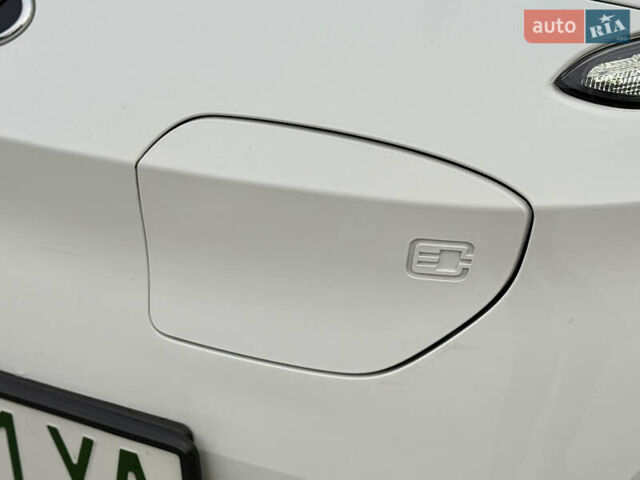 Білий Хендай Kona, об'ємом двигуна 0 л та пробігом 28 тис. км за 18700 $, фото 58 на Automoto.ua