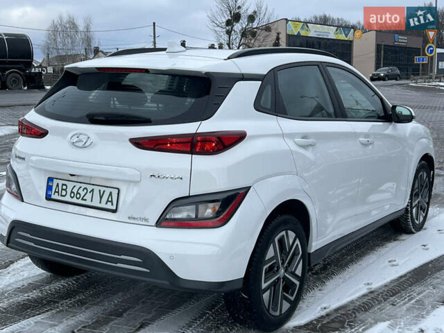 Білий Хендай Kona, об'ємом двигуна 0 л та пробігом 8 тис. км за 20500 $, фото 9 на Automoto.ua