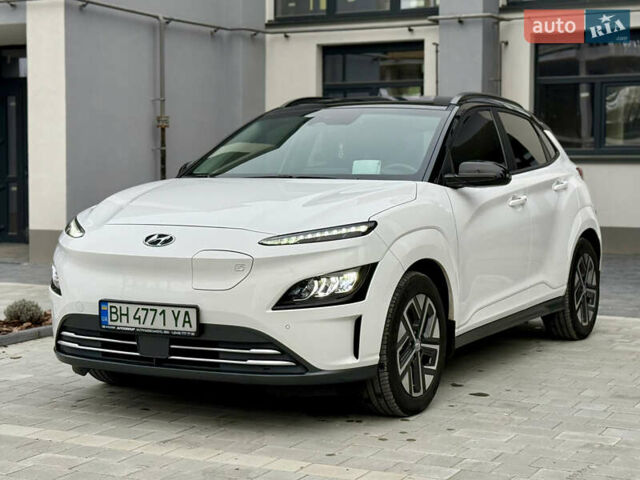 Білий Хендай Kona, об'ємом двигуна 0 л та пробігом 28 тис. км за 18700 $, фото 16 на Automoto.ua