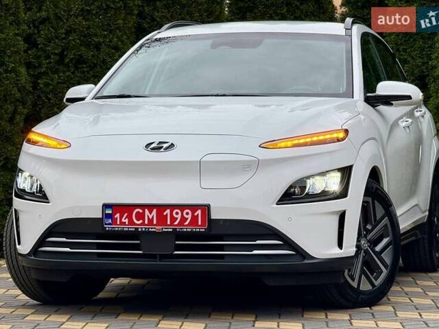 Белый Хендай Kona, объемом двигателя 0 л и пробегом 31 тыс. км за 17999 $, фото 5 на Automoto.ua