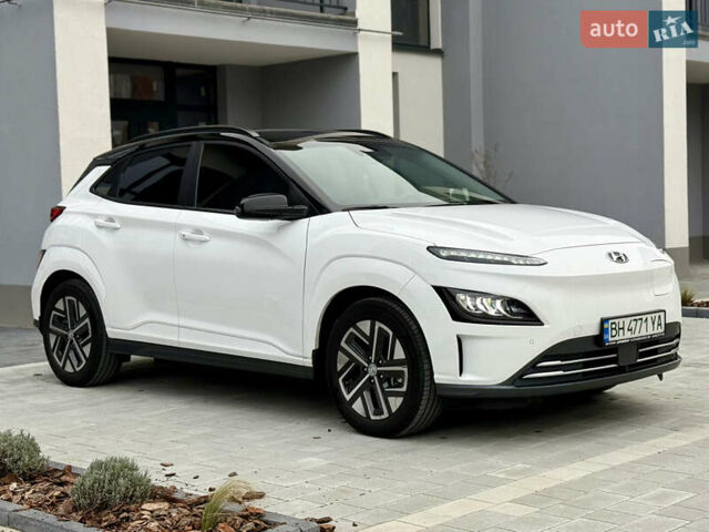 Білий Хендай Kona, об'ємом двигуна 0 л та пробігом 28 тис. км за 18700 $, фото 7 на Automoto.ua