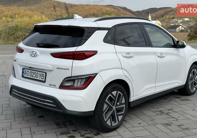Белый Хендай Kona, объемом двигателя 0 л и пробегом 63 тыс. км за 21500 $, фото 17 на Automoto.ua