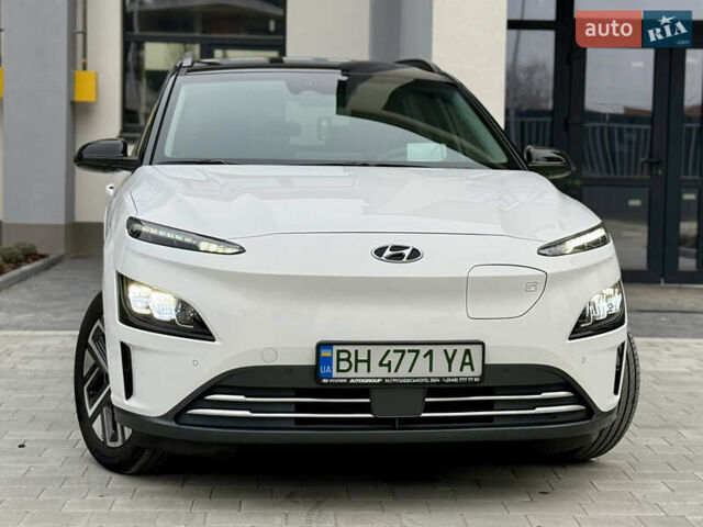 Білий Хендай Kona, об'ємом двигуна 0 л та пробігом 28 тис. км за 18700 $, фото 20 на Automoto.ua