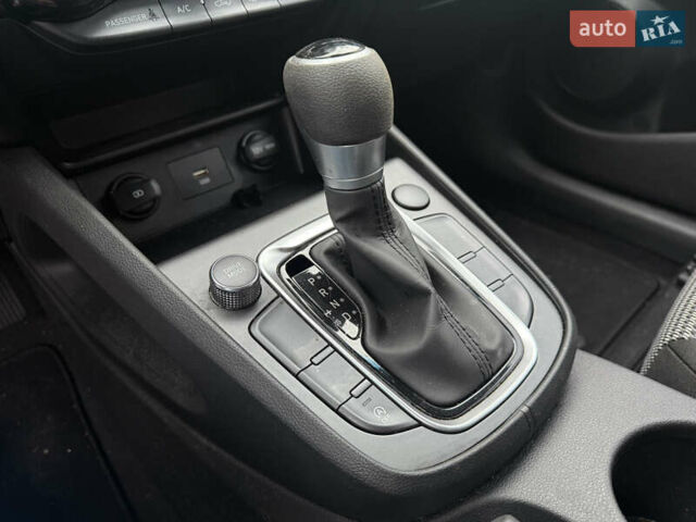 Білий Хендай Kona, об'ємом двигуна 2 л та пробігом 70 тис. км за 12200 $, фото 16 на Automoto.ua