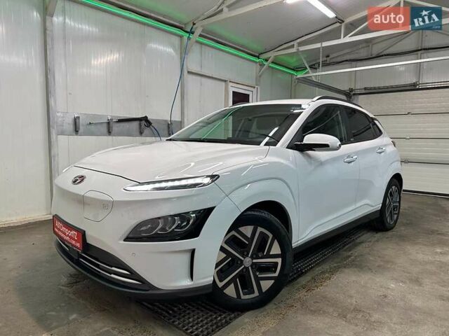 Белый Хендай Kona, объемом двигателя 0 л и пробегом 108 тыс. км за 20600 $, фото 15 на Automoto.ua