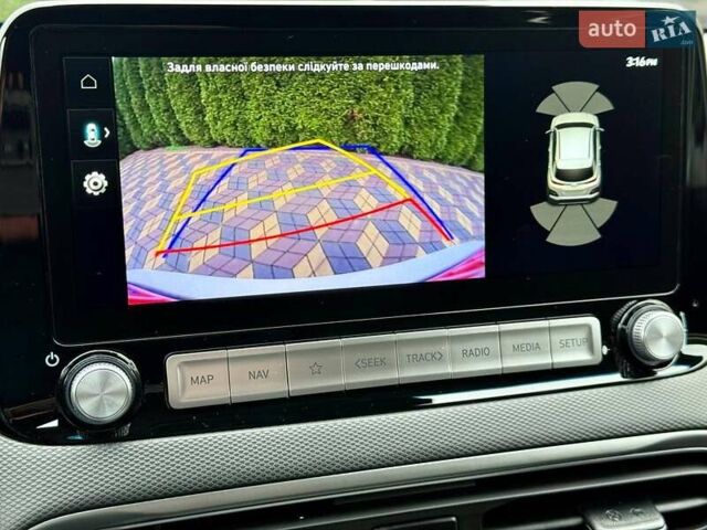 Белый Хендай Kona, объемом двигателя 0 л и пробегом 31 тыс. км за 17999 $, фото 42 на Automoto.ua